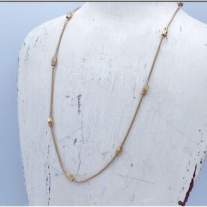 Lia Sophia retired gold colored chain necklace 18”.